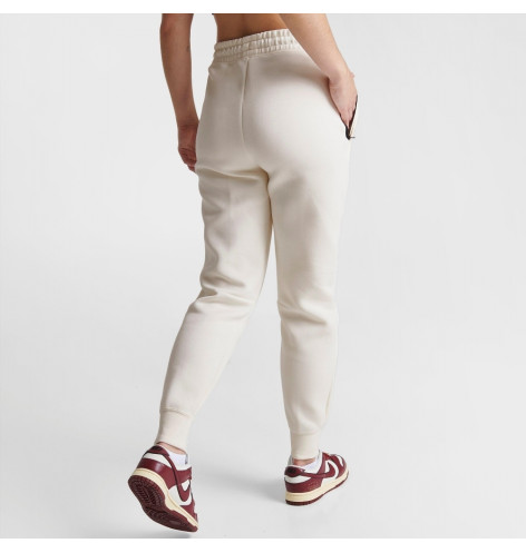 Спортивні штани Nike Sportswear Tech Fleece
