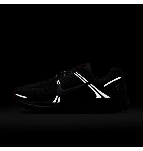 Кросівки Nike Zoom Vomero 5