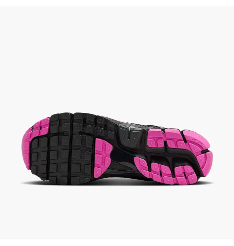 Кросівки Nike Zoom Vomero 5