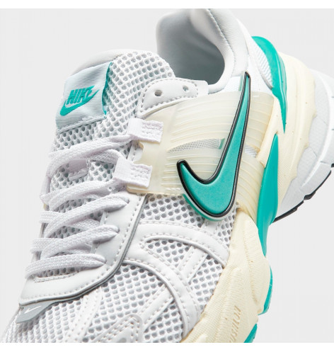 Nike V2K Run