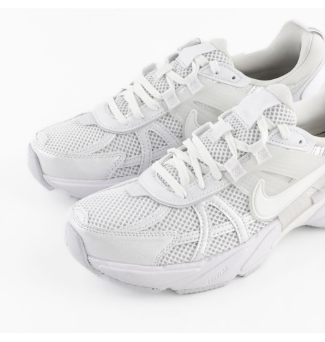 Nike V2K Run Triple White