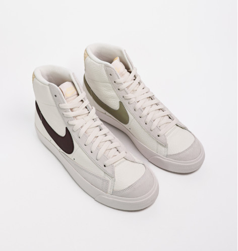 Кросівки жіночі Nike Blazer Mid 77 Beige Fd0805-100 43