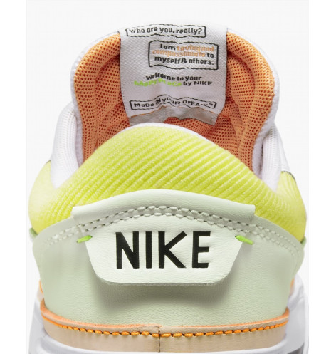 Nike Court Legacy Lift Feel Love