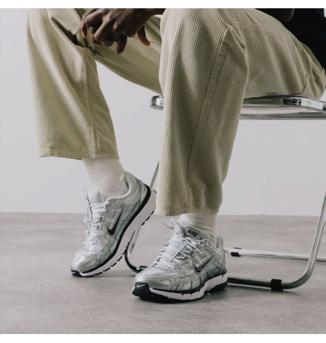 Nike WMNS P-6000