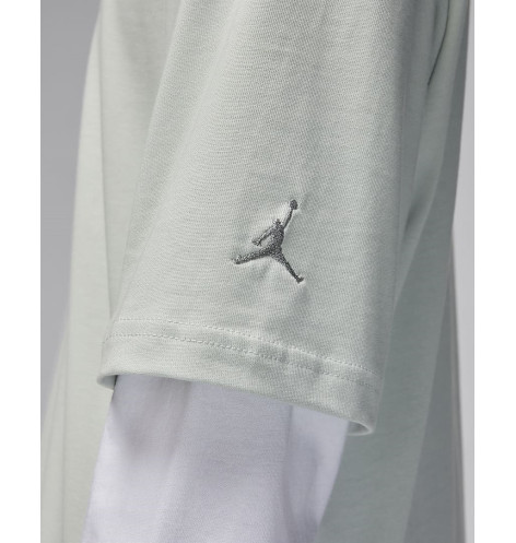 M J AIR JDN WM SS TEE