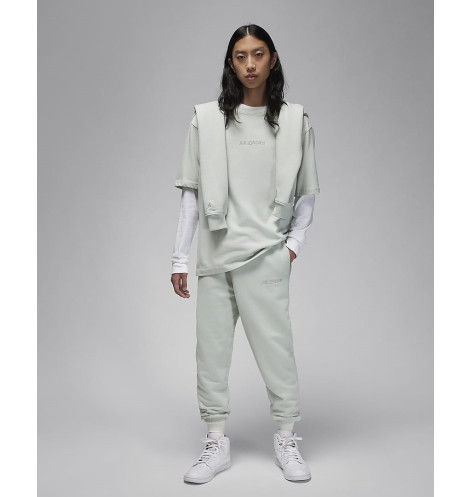 M J AIR JDN WM SS TEE