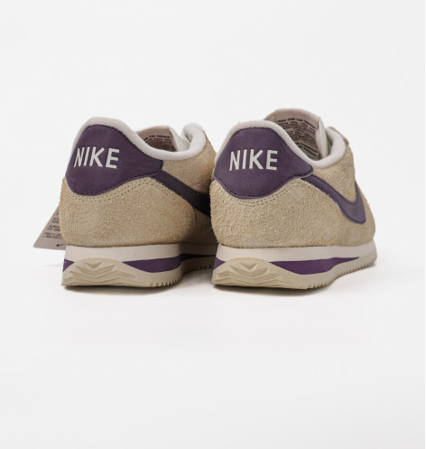 Кросівки жіночі Nike Cortez Vintage Shoes Beige FJ2530-100 37.5