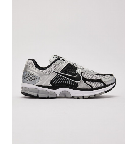 Nike Zoom Vomero 5 Metallic Silver Black