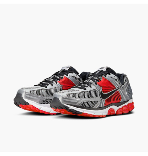 Кросівки Nike Zoom Vomero 5