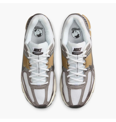 Nike Vomero 5