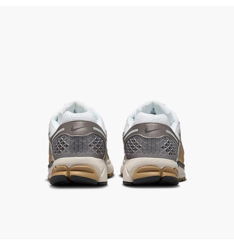 Nike Vomero 5