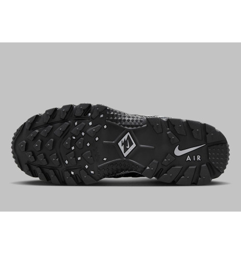 Кросівки чоловічі Nike Air Humara Qs Sneaker Grey FJ7098-002 42.5