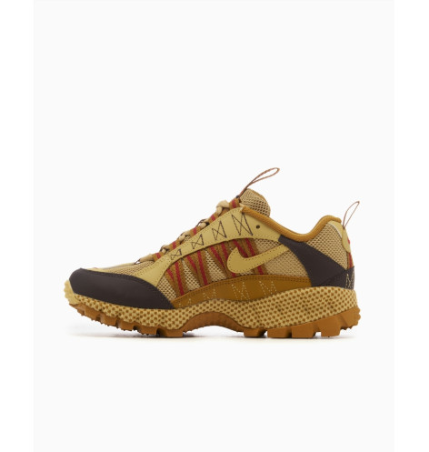 Кросівки Nike Air Humara Qs