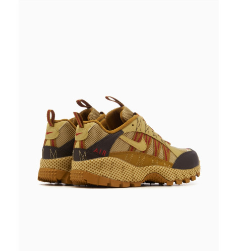 Кросівки Nike Air Humara Qs