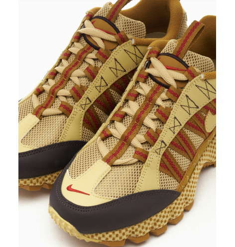 Кросівки Nike Air Humara Qs