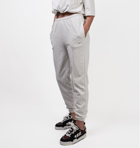 Штани жіночі Nike Sportswear Chill Terry Woslim High-Waisted French Terry Sweatpants White FN2434-051 S
