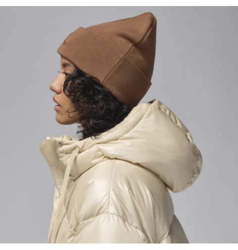 Шапка Nike Air Jordan Peak Essential