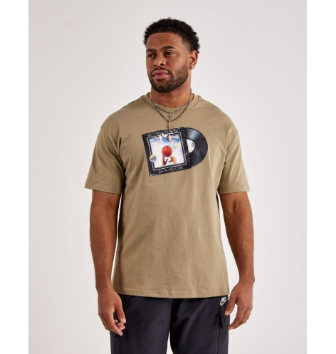 M NK TEE M90 OC SP24