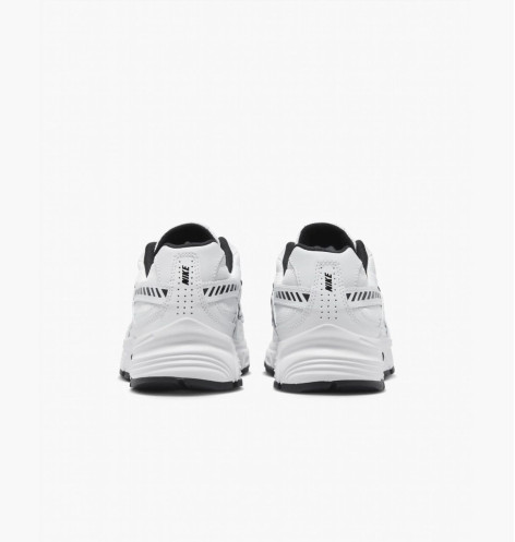 Кросівки Nike Initiator