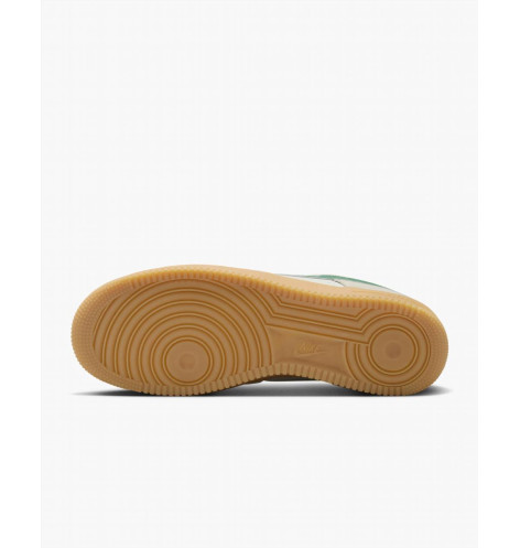 Кросівки Nike Air Force 1 07 Lv8 Beige