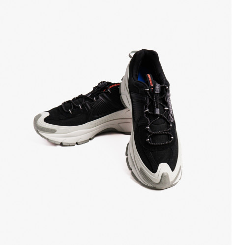 Кросівки унісекс Nike Zoom Vomero Roam MenS Winterized Shoes White/Black FV2295-001 40