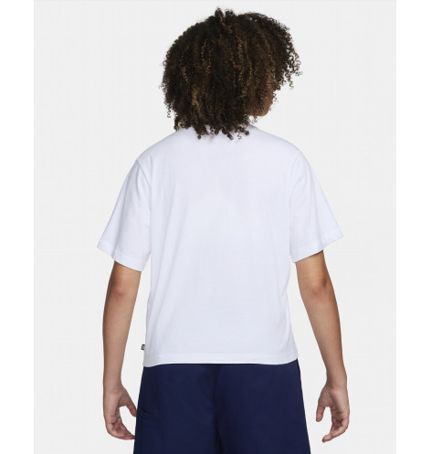 U NK SB TEE LOGO BOXY
