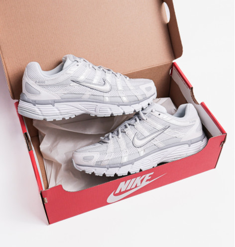 Кросівки жіночі Nike P-6000 Grey FV6603-101 40.5