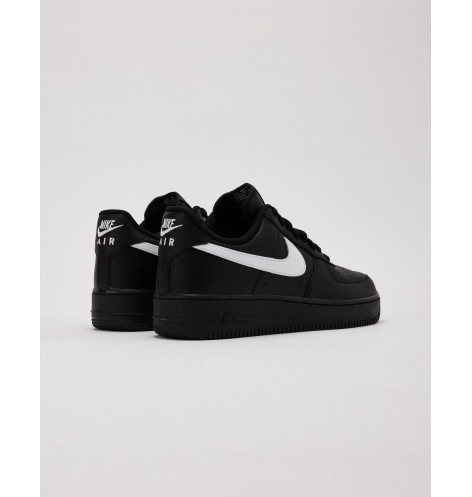 Nike Air Force 1 07