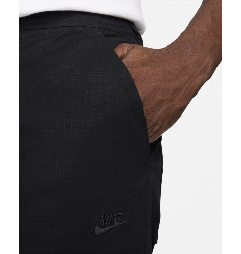 Nike Cargo Club Black