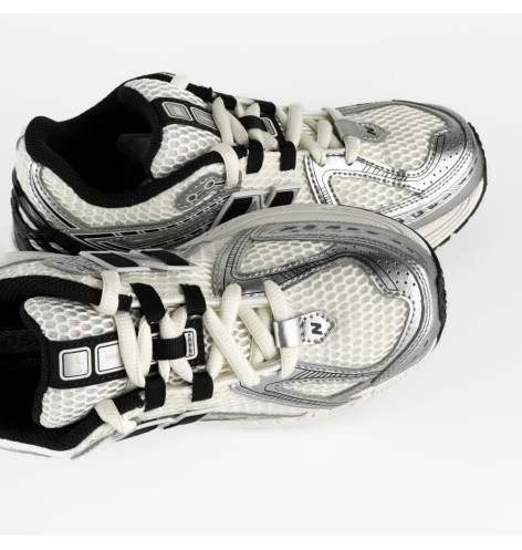 New Balance 1906 GS Silver Metallic Black