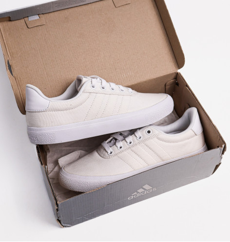Кросівки жіночі Adidas Vulc Raid3R Skateboarding Shoes White Gx0872 36.5