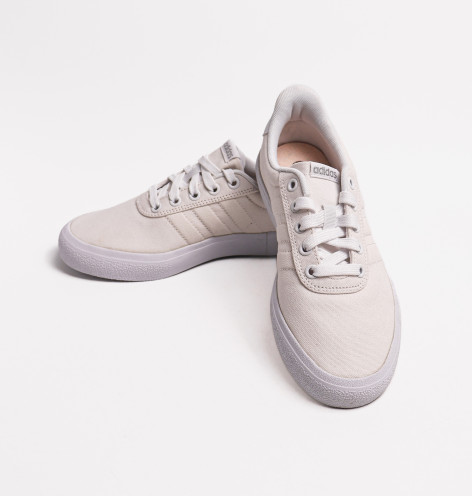 Кросівки жіночі Adidas Vulc Raid3R Skateboarding Shoes White Gx0872 36.5