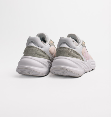 Кросівки жіночі Adidas Tenis Ozelle Cloudfoam White GX1729 36.5