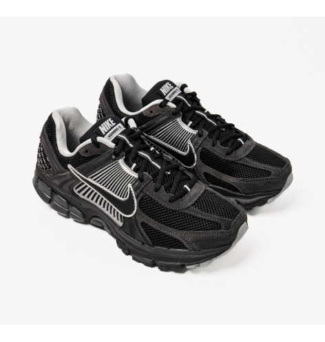 Кросівки унісекс Nike Zoom Vomero 5 Black HF1553-006 43