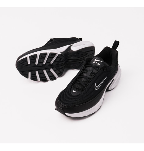Кросівки жіночі Nike Air Max Portal Black HF3053-001 40.5