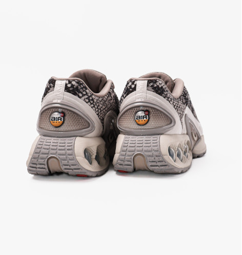 Кросівки жіночі Nike Air Max Dn Premium Beige HF5512-200 38