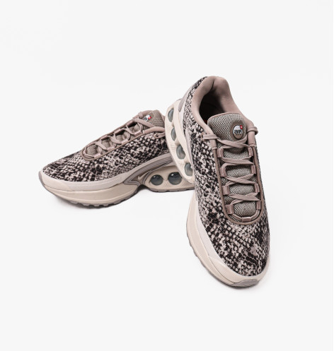Кросівки жіночі Nike Air Max Dn Premium Beige HF5512-200 38