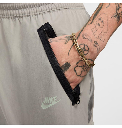 Штани Nike Air Max Woven Cargo Pants