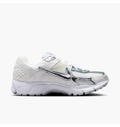 Nike Zoom Vomero 5 Chrome Toe