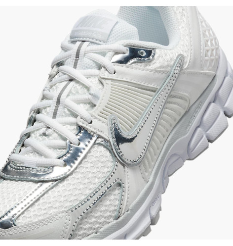 Nike Zoom Vomero 5 Chrome Toe