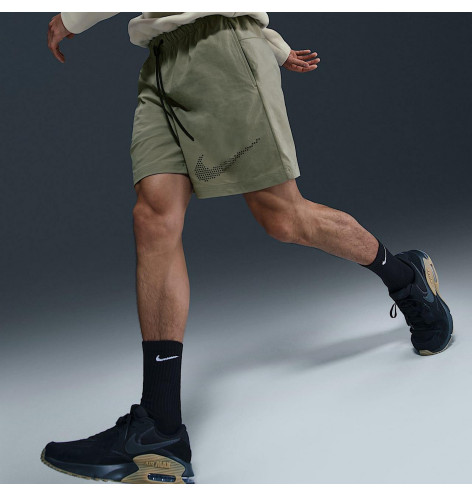 Nike Tech Woven Shorts Green