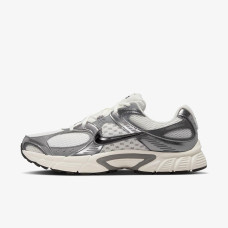 Nike V5 RNR Grey