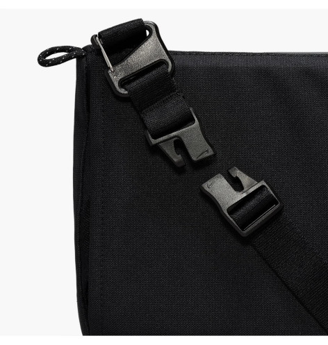 Nike ACG Daymax Bag
