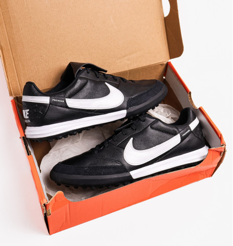 Сороконіжки унісекс Nike Premier 3 Low Tf Black HM0283-001 46