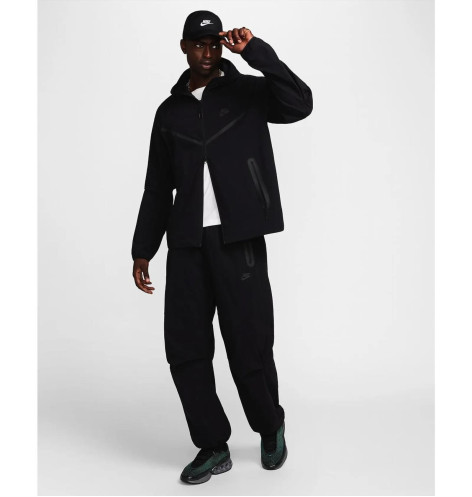 Куртка Nike Tech Woven Full-Zip Windrunner