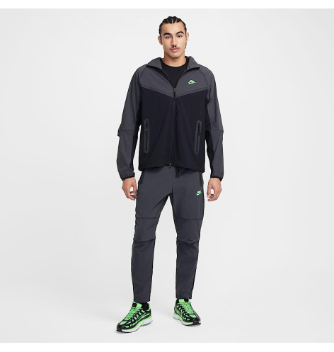 Nike Tech Woven Pants