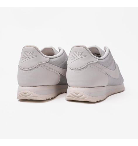 Кросівки жіночі Nike Cortez Light Blue HM8286-001 39