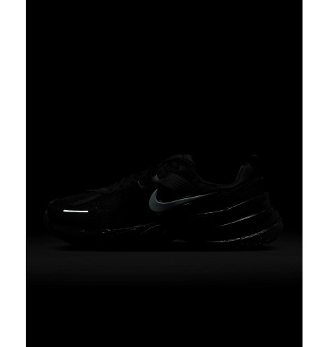 Nike V2K Run Black Summit White Anthracite