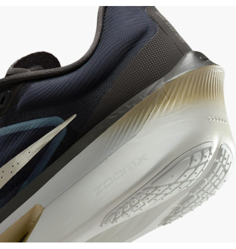 Кросівки Nike Zoom Fly 6