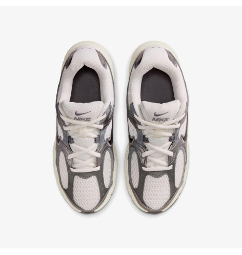 Кросівки Nike V5 RNR